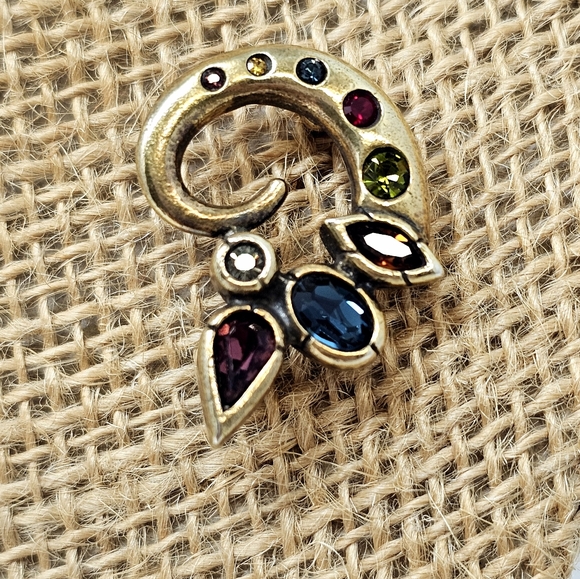 Patricia Locke Brooch Pin - Picture 1 of 7